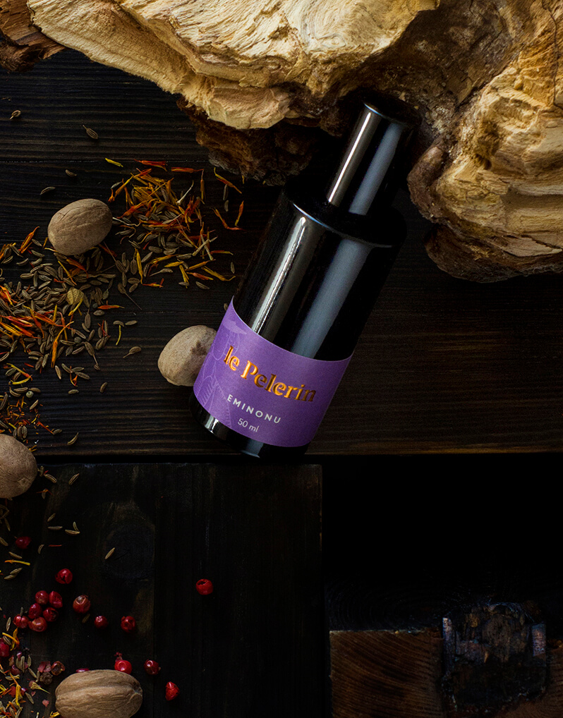 18 Парфумована вода унісекс Eminonu 50 мл LE PELERIN (PC_pp_E_50) - фото 5