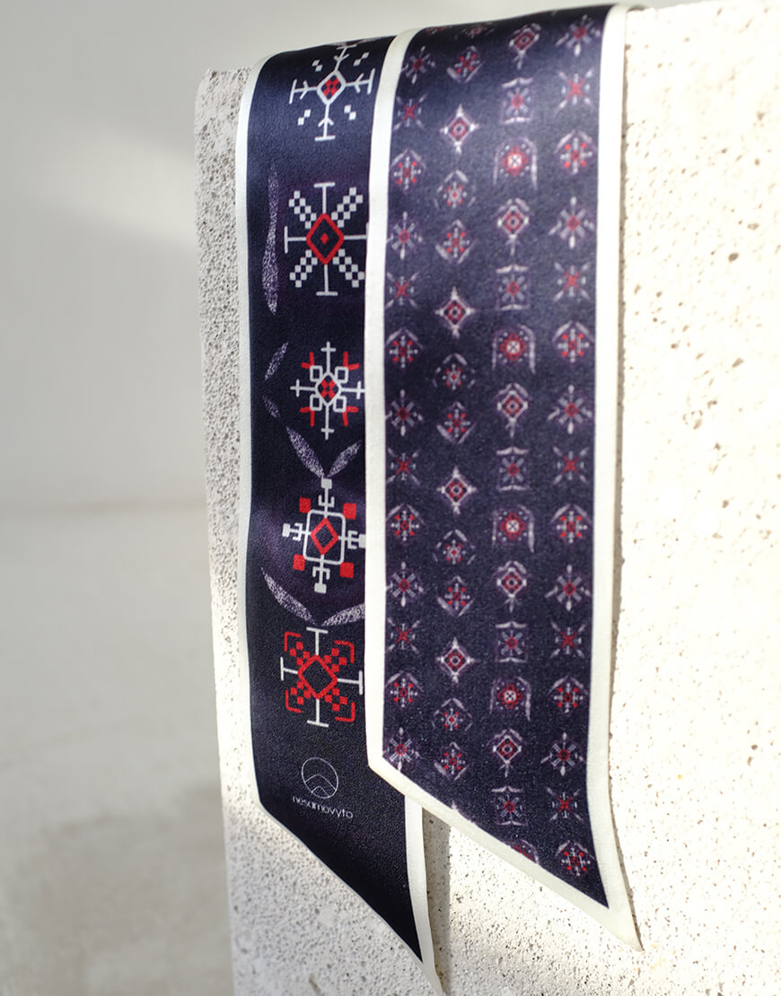 DSCF6665 Шовкова хустка твіллі з дизайнерським принтом Мудрість NESAMOVYTO (NST_TM1_tvilli) - фото 11