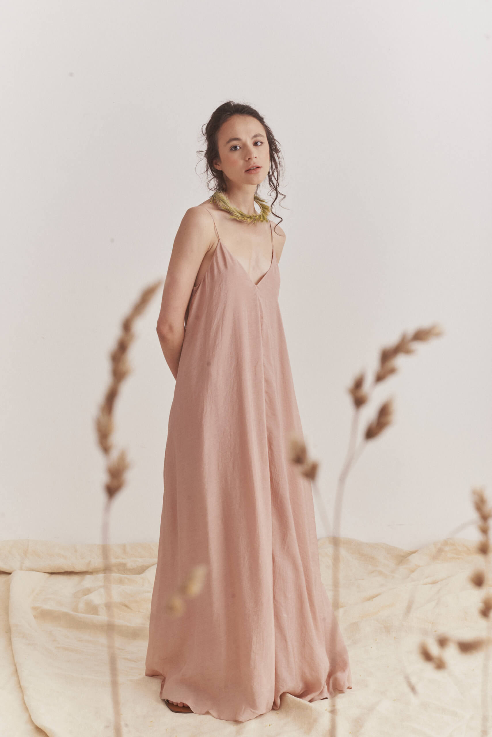 Сукня бежева (5) Сукня на бретелях Vilna ZHARKO (ZHRK_zkss220040-beige) - фото 3