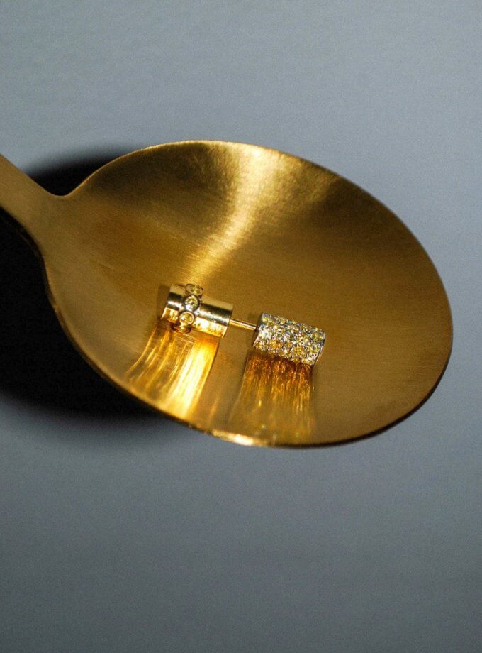 Половина моно-сережки Balance жовта з жовтим камінням RIMMART JEWELRY (RAJ_ERApl-047y)