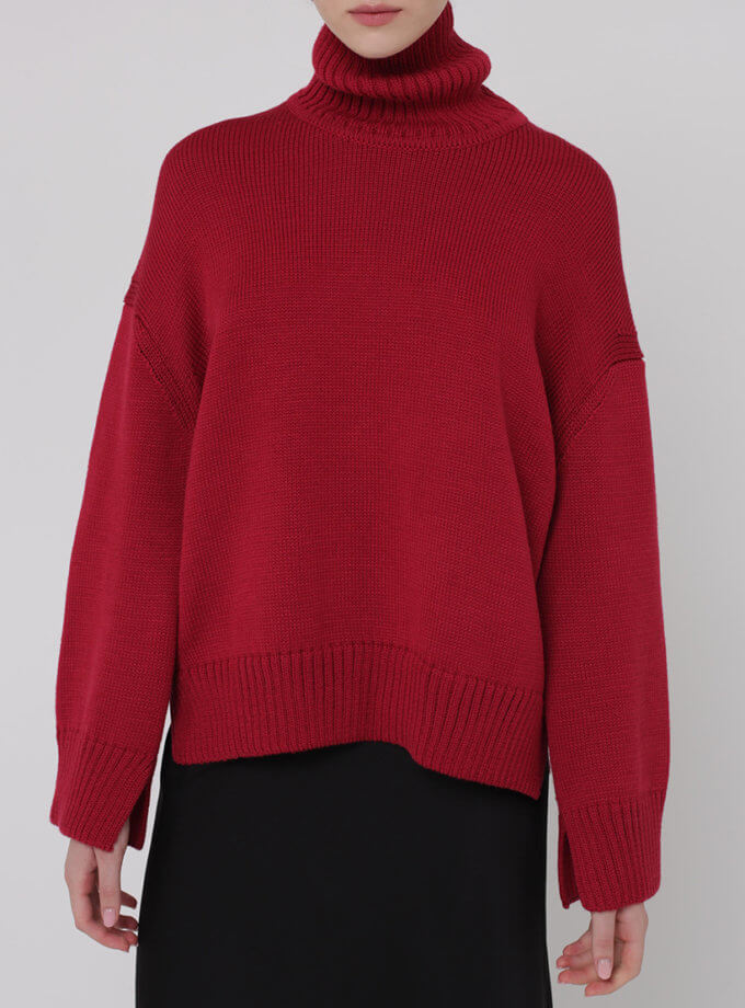 Об'ємний джемпер з вовни з горловиною та розрізами по бокам MISS SECRET (MISS_PU-015-red)