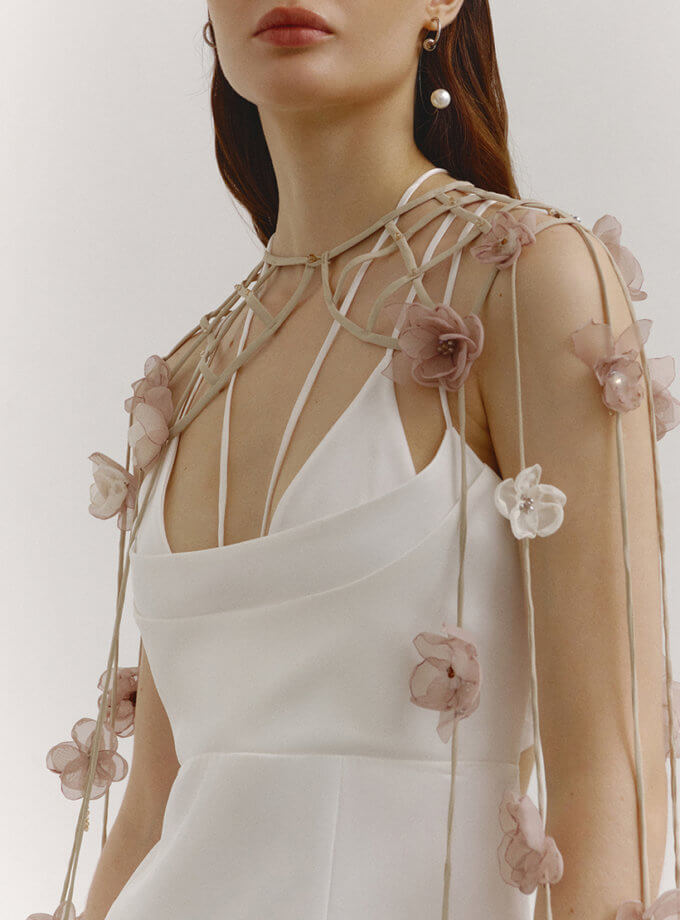 Декоративна накидка з квітів OUN (OUN_S-SS23-16-FLORAL-DÉCOR)