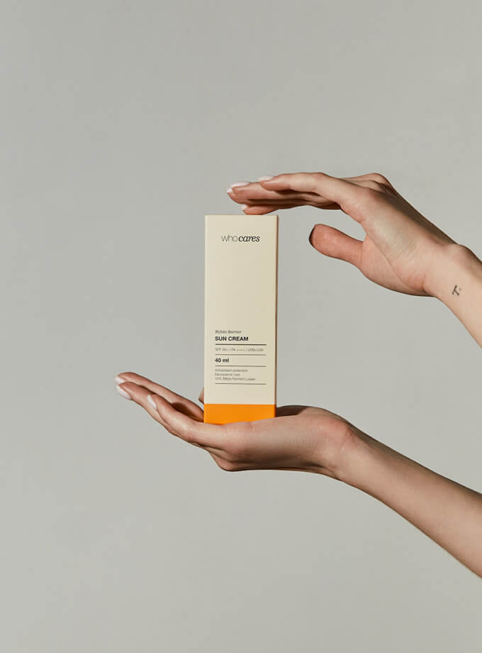 Сонцезахисний крем з антиоксидантним захистом Bifida Barrier WHOCARES (WC_5174)