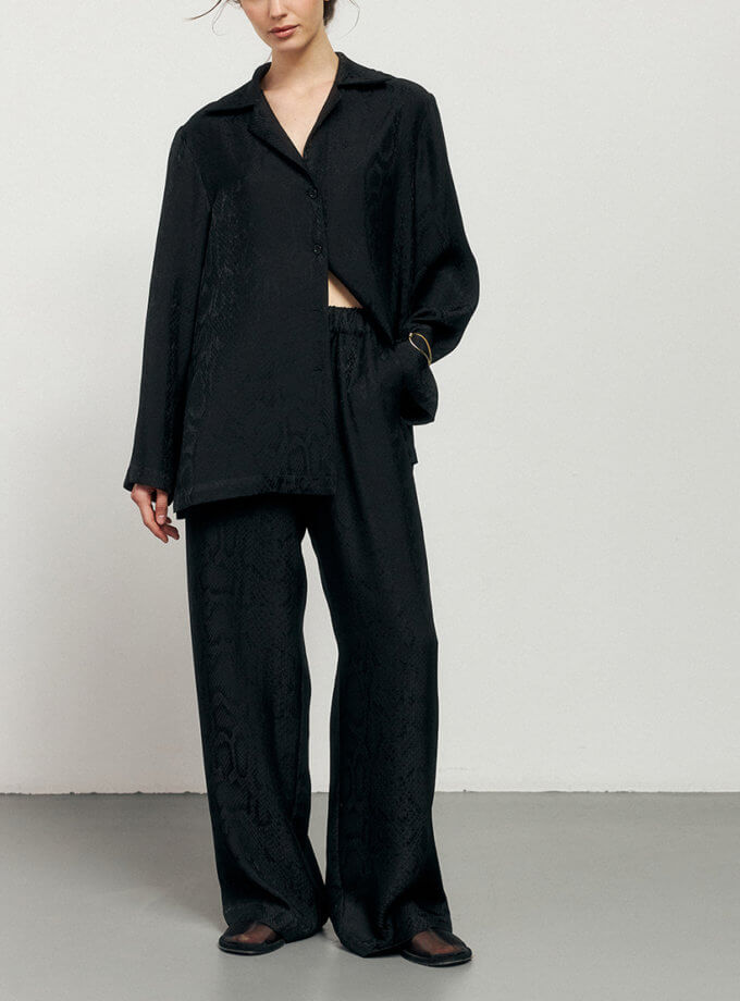 Чорні штани з анімалістичним принтом рептилія KOLOSOVA (KLSVSUM241)