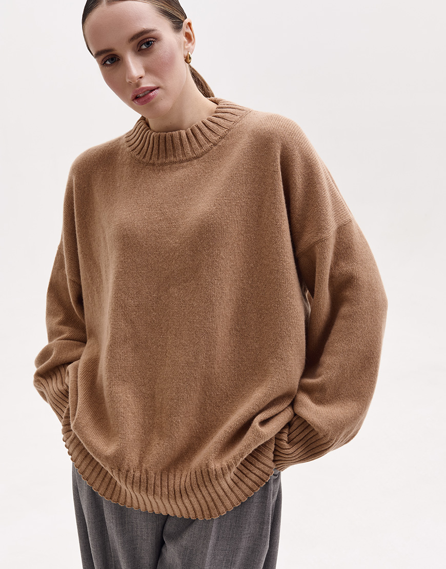 8181_PS Светр об'ємний з вовни мериноса та кашеміру FIORE BIANCO (FRBC_ovcash_beige) - фото 3