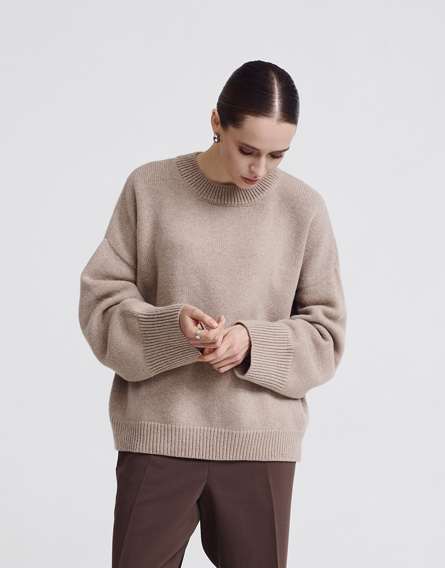 8648_PS Светр оверсайз з круглою горловиною з вовни мериноса та кашеміру FIORE BIANCO (FB1202_mokko) - фото 5