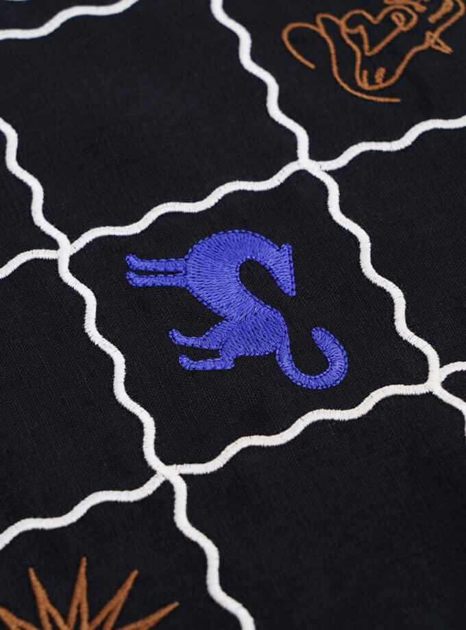 Лляна хустка з вишитим орнаментом диких тварин Звір ETNODIM (ETN_Beast)