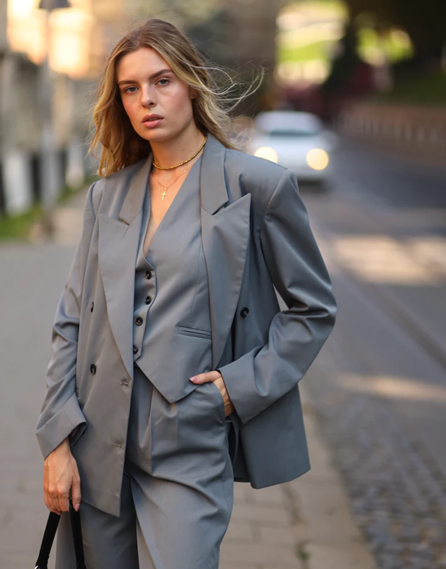 40_086bc63d-bc83-49db-a288-db3b61f4cd33_720x Сірий двобортний піджак Chicago BÚDZIKO (BDZ_CHCG-GRY-BLZ-FW23) - фото 2