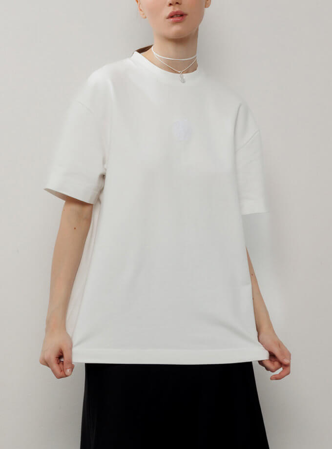 Футболка вільного крою з вишивкою у вигляді мушлі LiSOLODKA (LS_5983_24)