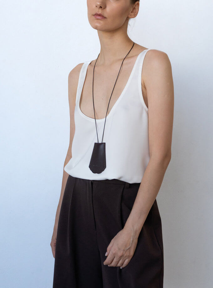 Атласний топ з круглим вирізом білий LiSOLODKA (LS_7131_24)