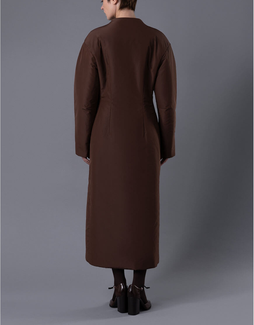 0S7A6175-1026x1536 Приталене пальто-пуховик шоколадне WONDER (WNDR_win25_fpcch_03) - фото 3