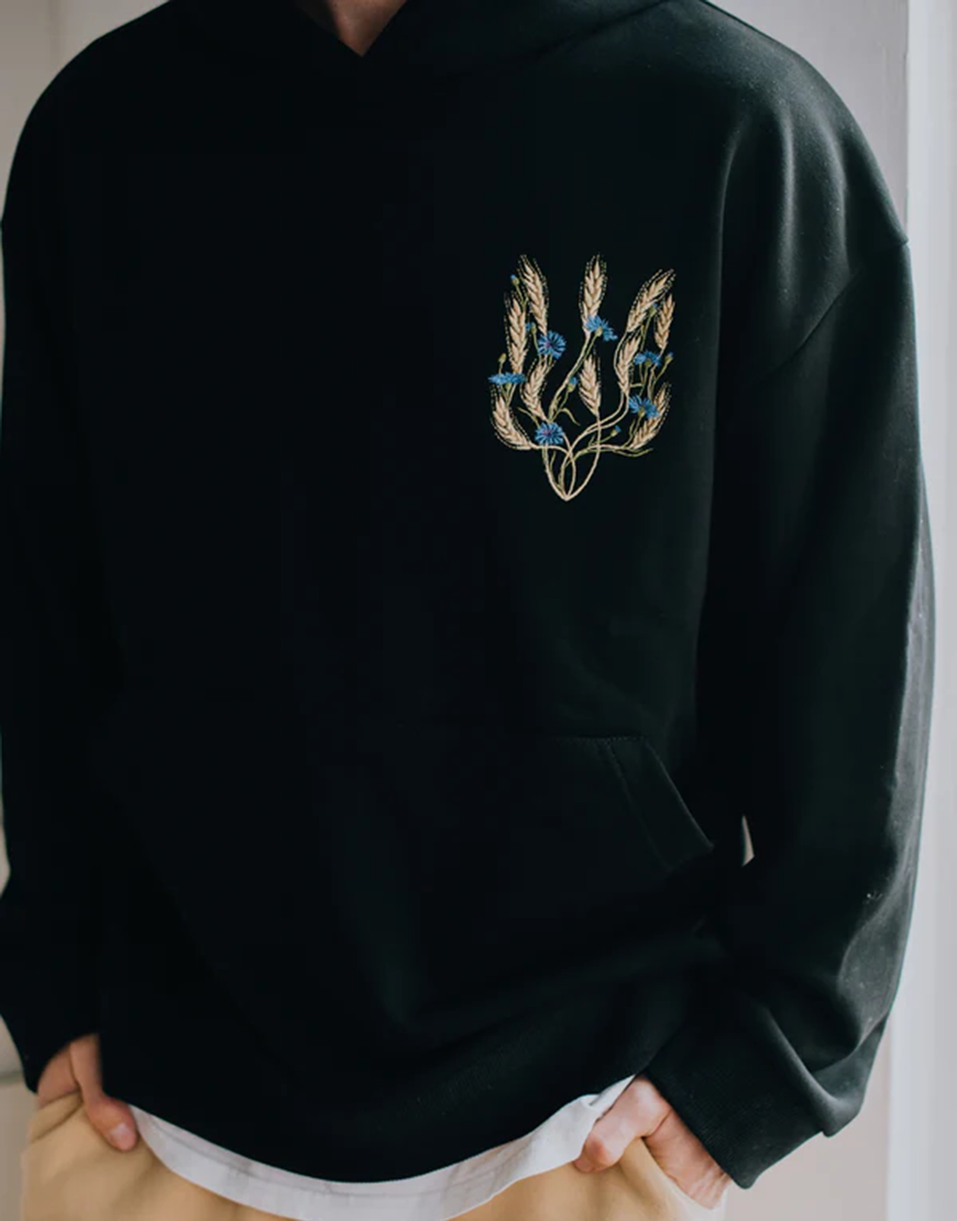 12DSC_9266 Худі оверсайз Золотий тризуб ліворуч NI GRAMA DRAMY (NGD_hood-kt-l-bg-1) - фото 2