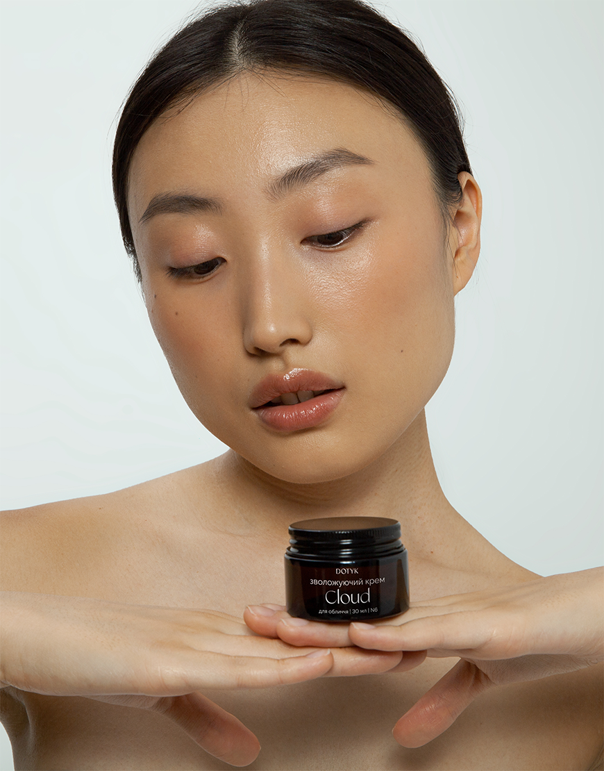 IMG_55991 Зволожуючий крем для обличчя Cloud зі скваланом і провітаміном В5 DOTYK (DTK_4820263290064) - фото 4
