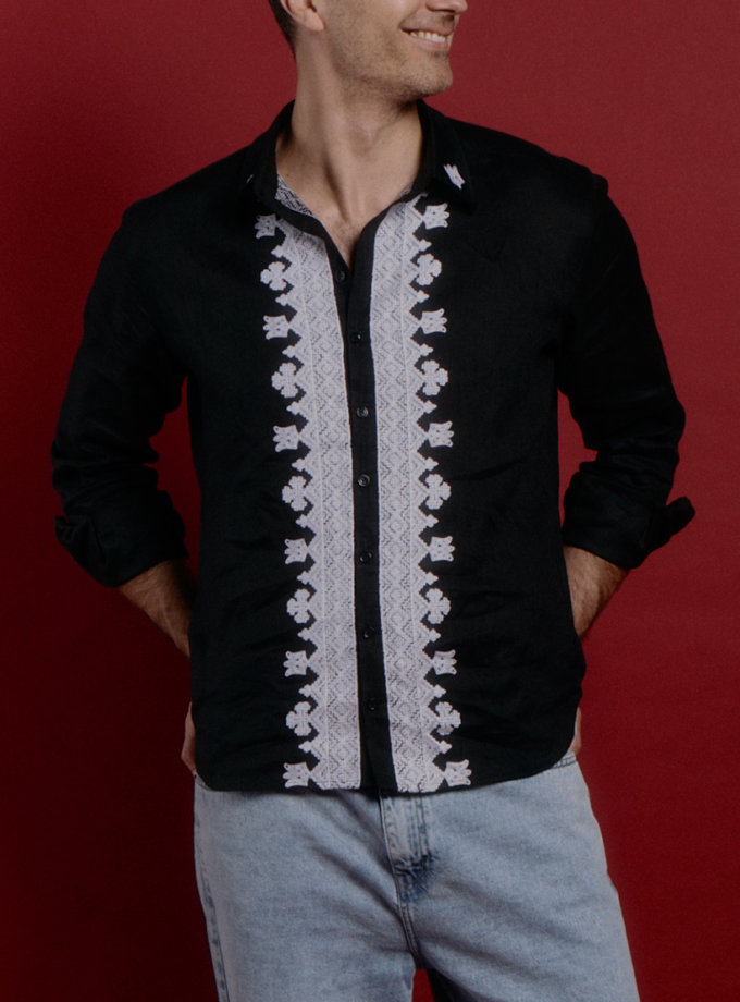 Вишивана сорочка Переможець чорна VARENYKY FASHION (VRNK_UA-7007)