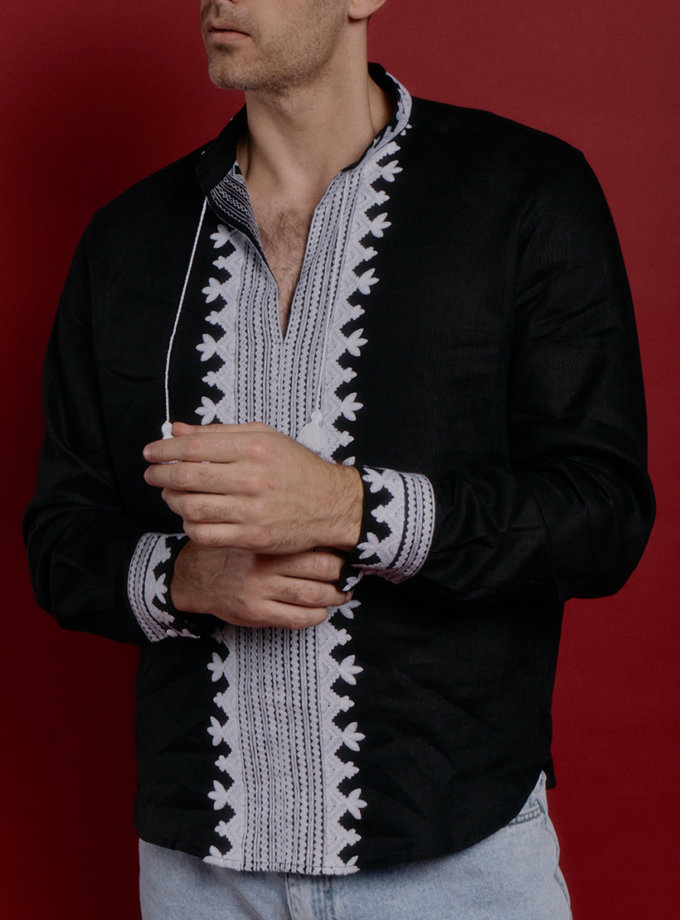 Вишивана сорочка Гетьман чорна з білою вишивкою VARENYKY FASHION (VRNK_UA-7004)