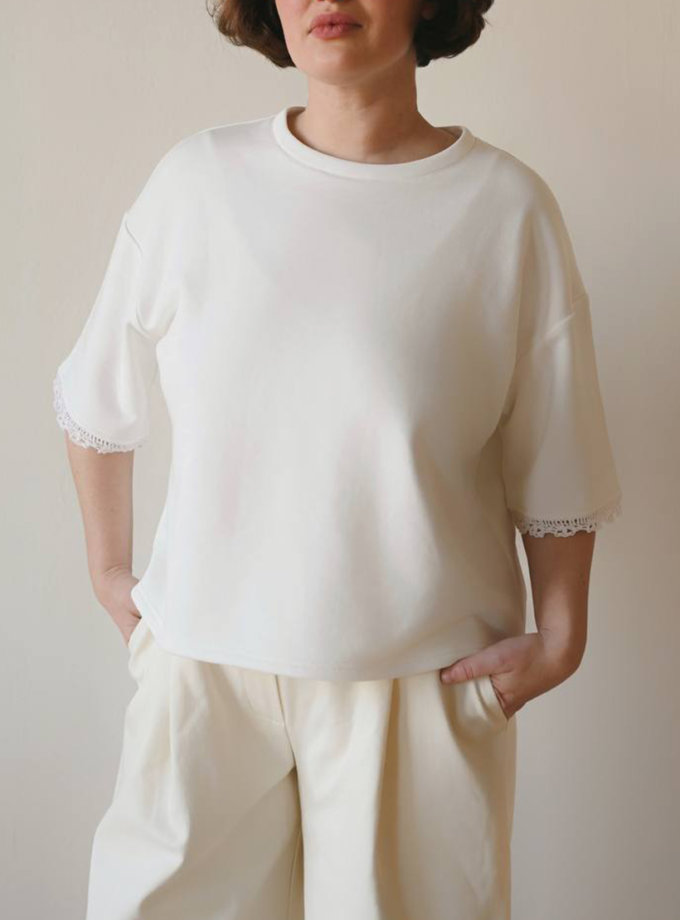 Футболка Simple з мереживом - Short KAPSULA (NN-099-113-1_kapsula)