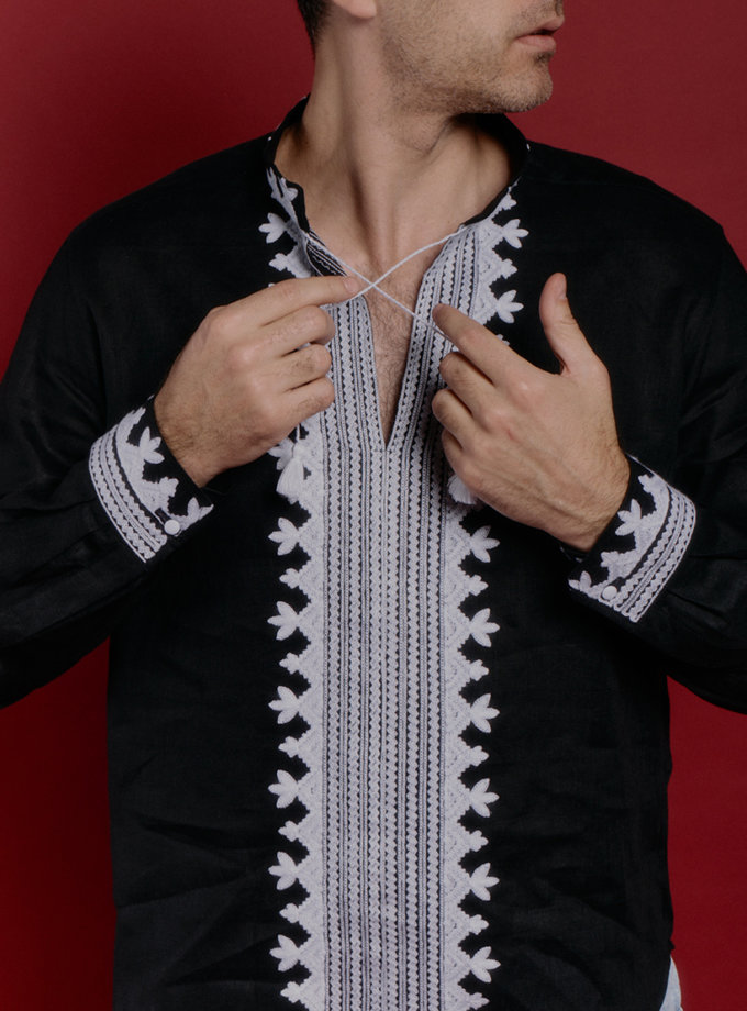 Вишивана сорочка Гетьман чорна з білою вишивкою VARENYKY FASHION (VRNK_UA-7004)