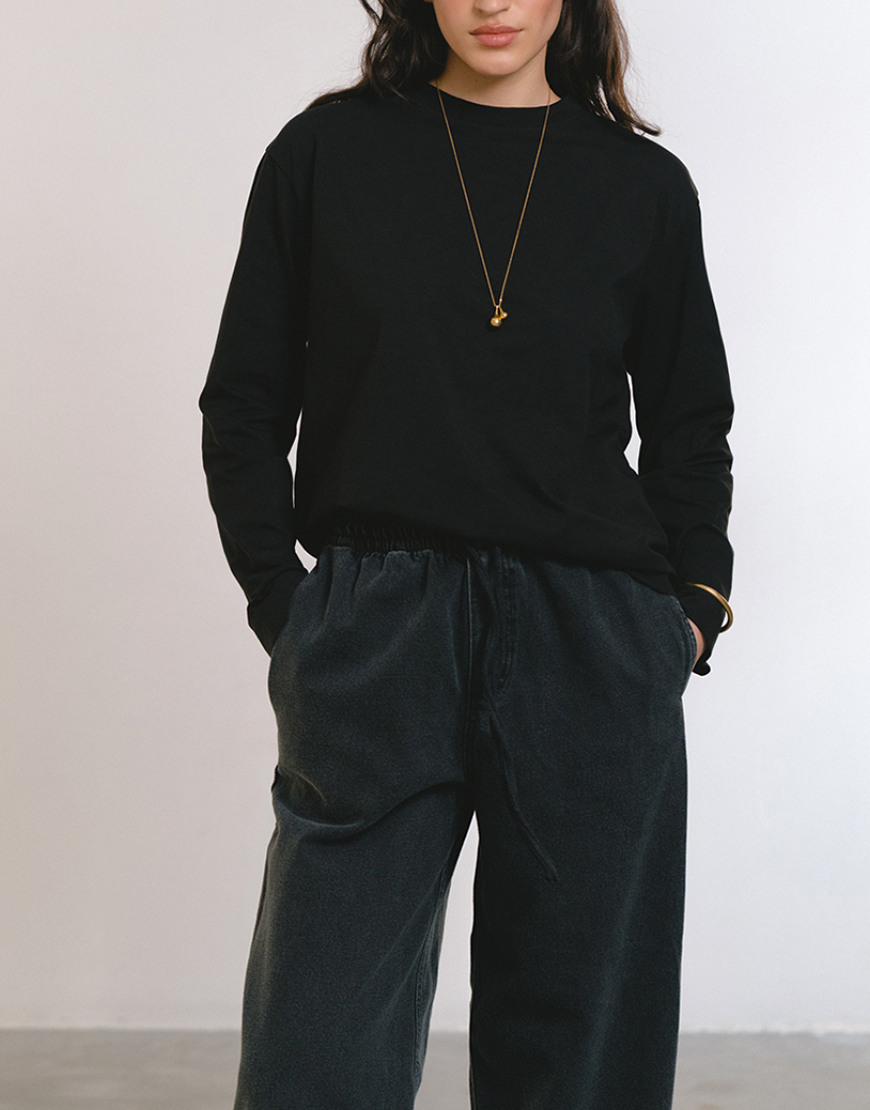 DSC09942s-1068x16001 Лонгслів трикотажний чорний BALCONY GARMENT (BLCN_1445) - фото 2