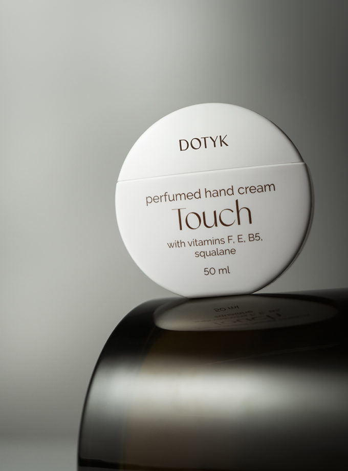 Парфумований крем для рук TOUCH з вітамінами F, E, B5 з ароматом бузку DOTYK (DTK_4820263290064-1)