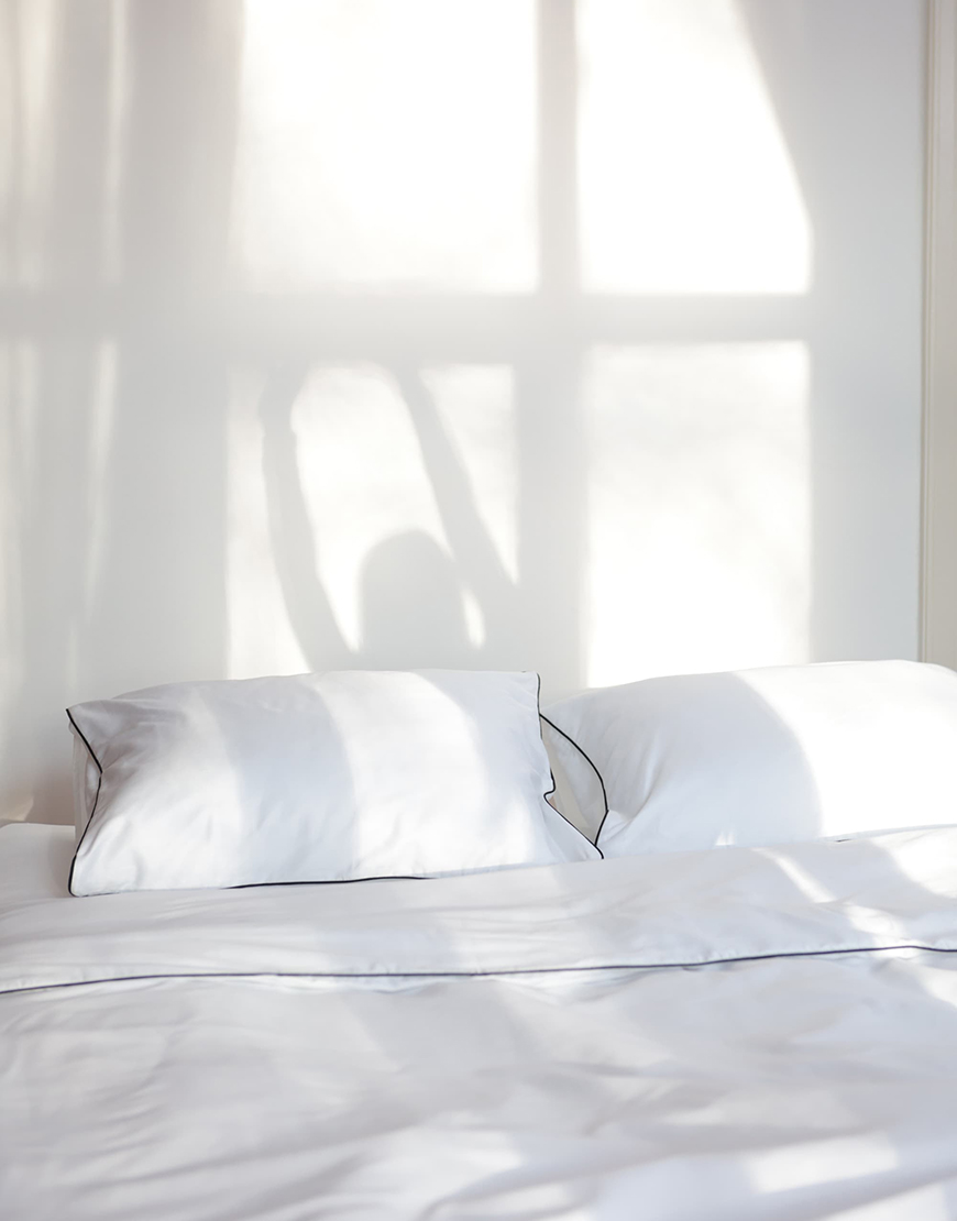 AZ1A5644-pichi Комплект постільної білизни Білий сатин з чорним кантом BEDCLOZZZES (BEDCLZ_12862-1) - фото 2