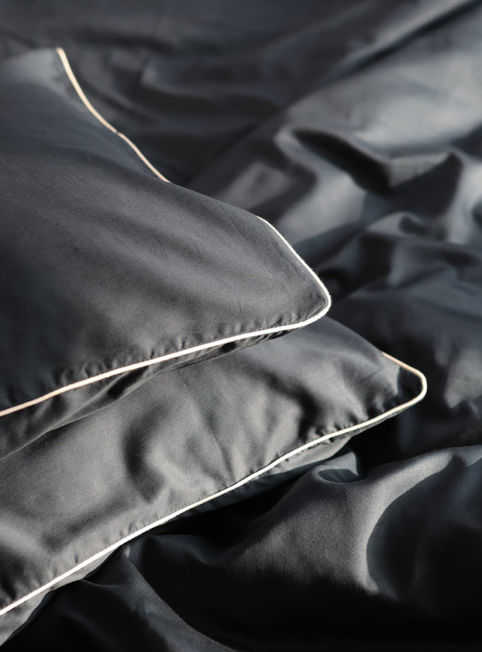 Комплект постільної білизни Чорний сатин з білим кантом BEDCLOZZZES (BEDCLZ_12862-1-1-1-1)