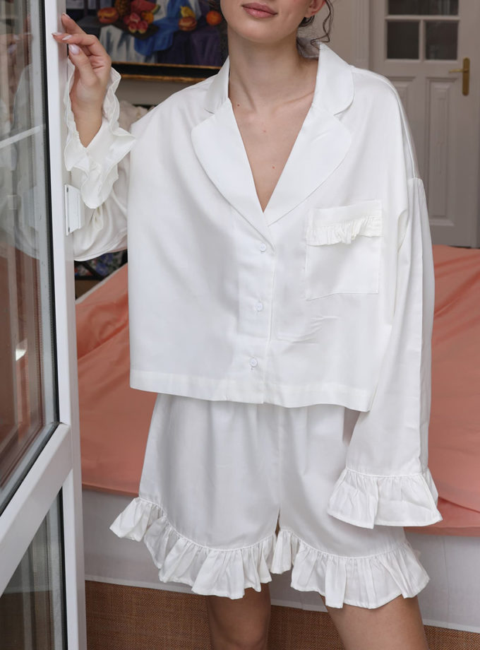 Сатинова піжама молочного кольору з рюшами BEDCLOZZZES (BEDCLZ_pj_03)