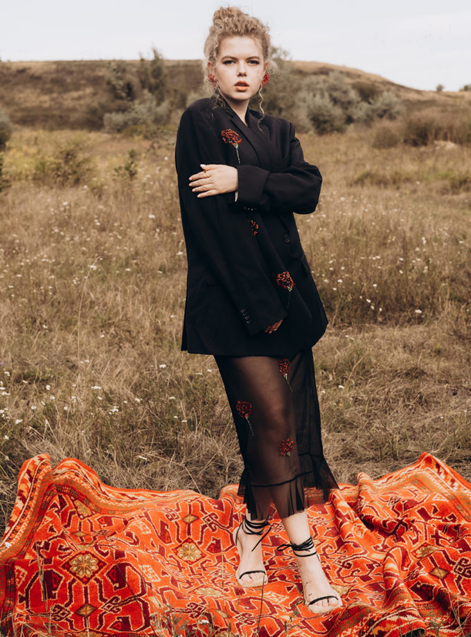 Спідниця з сітки з вишитими чорнобривцями LIMARENKO (lmrnk_SK0324001_bl)