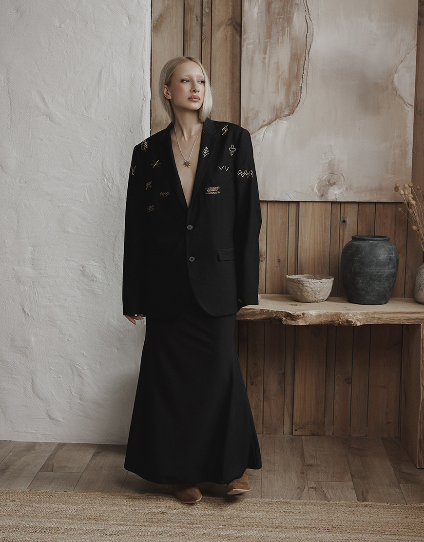 IMG_9524 (1) Піджак розшитий знаками трипільської культури JJSQUEE (JJ_0039) - фото 3