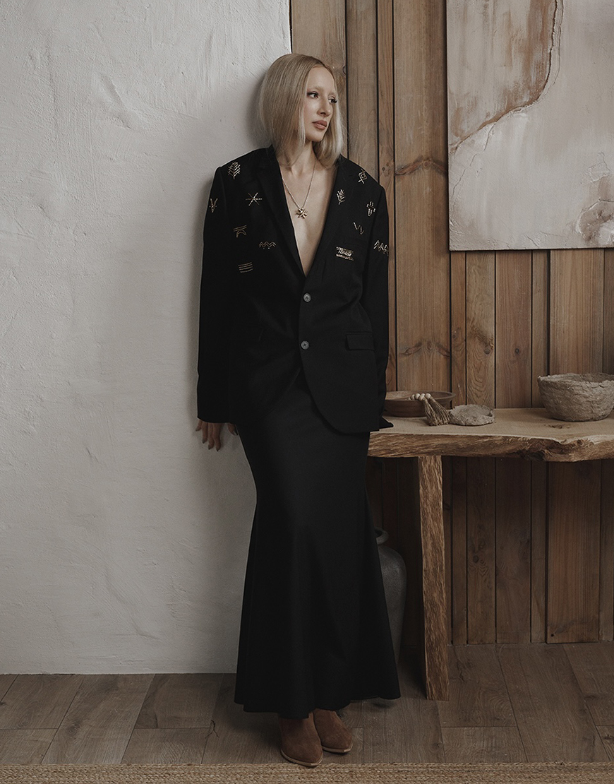 IMG_9526 (1) Піджак розшитий знаками трипільської культури JJSQUEE (JJ_0039) - фото 2