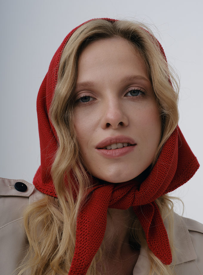 В'язана хустка Red BITCHIN' (BTCH_XP_XT515_03)