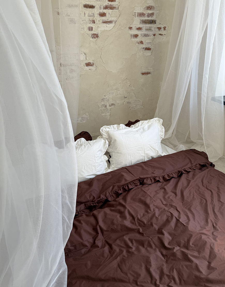 img_0764-scaled Комплект постільної білизни White+chocolate з рюшами BEDCLOZZZES (BEDCLZ_3921-1-2-1) - фото 4