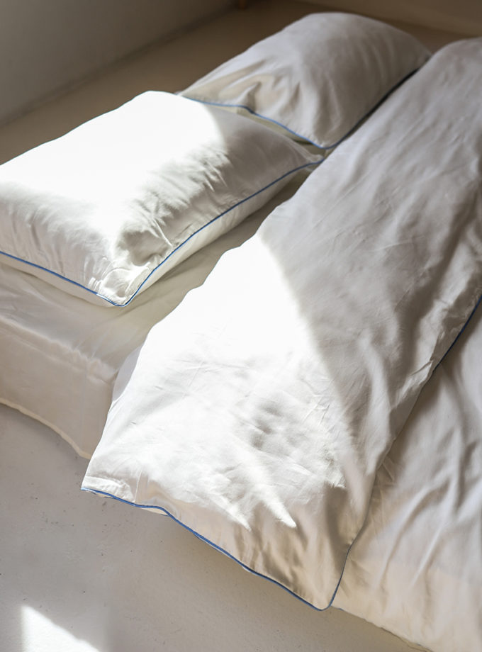 Комплект постільної білизни молочний сатин з блакитним кантом BEDCLOZZZES (BEDCLZ_12862-1-1-1-1-1-1)