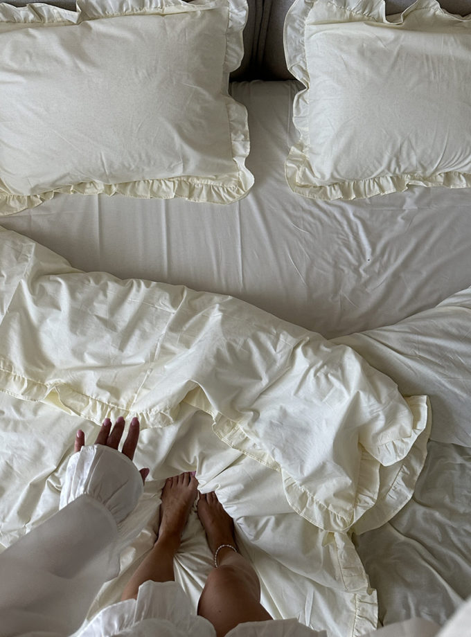 Комплект постільної білизни масло з рюшами BEDCLOZZZES (BEDCLZ_3921-1-2-3-1-1)