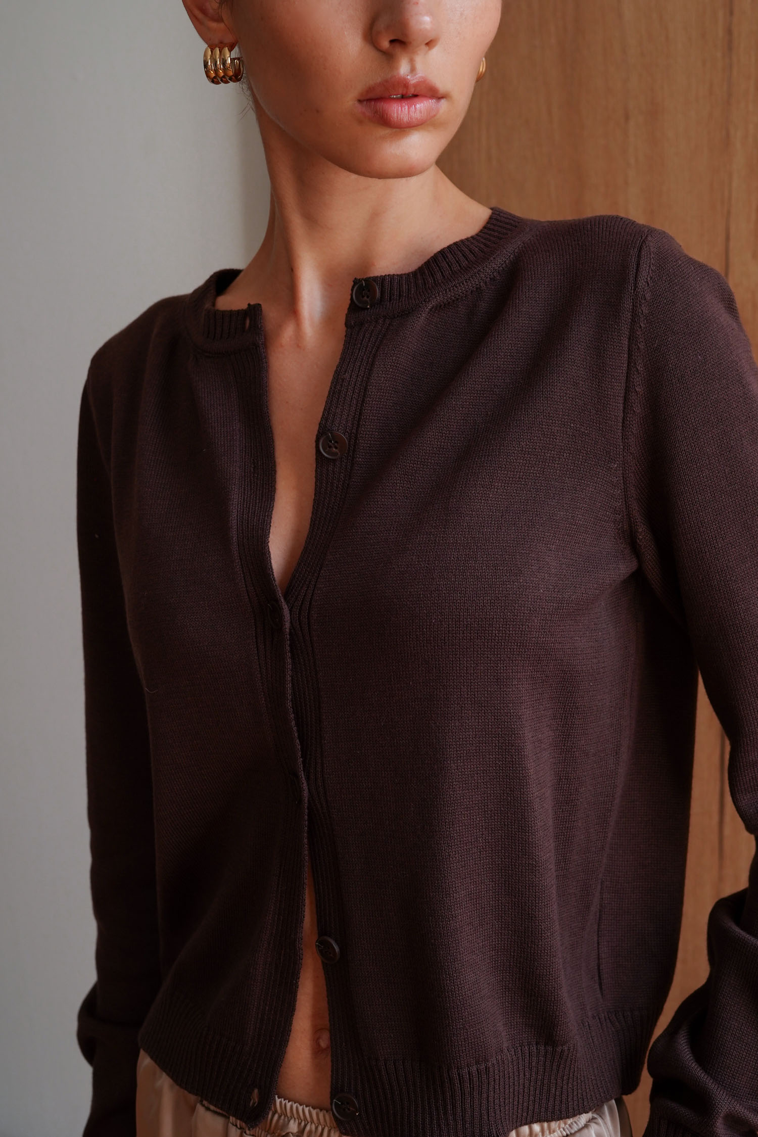 00003382-4 Трикотажний кардиган з круглим вирізом шоколадний THE LACE (TLA_00003382) - фото 4