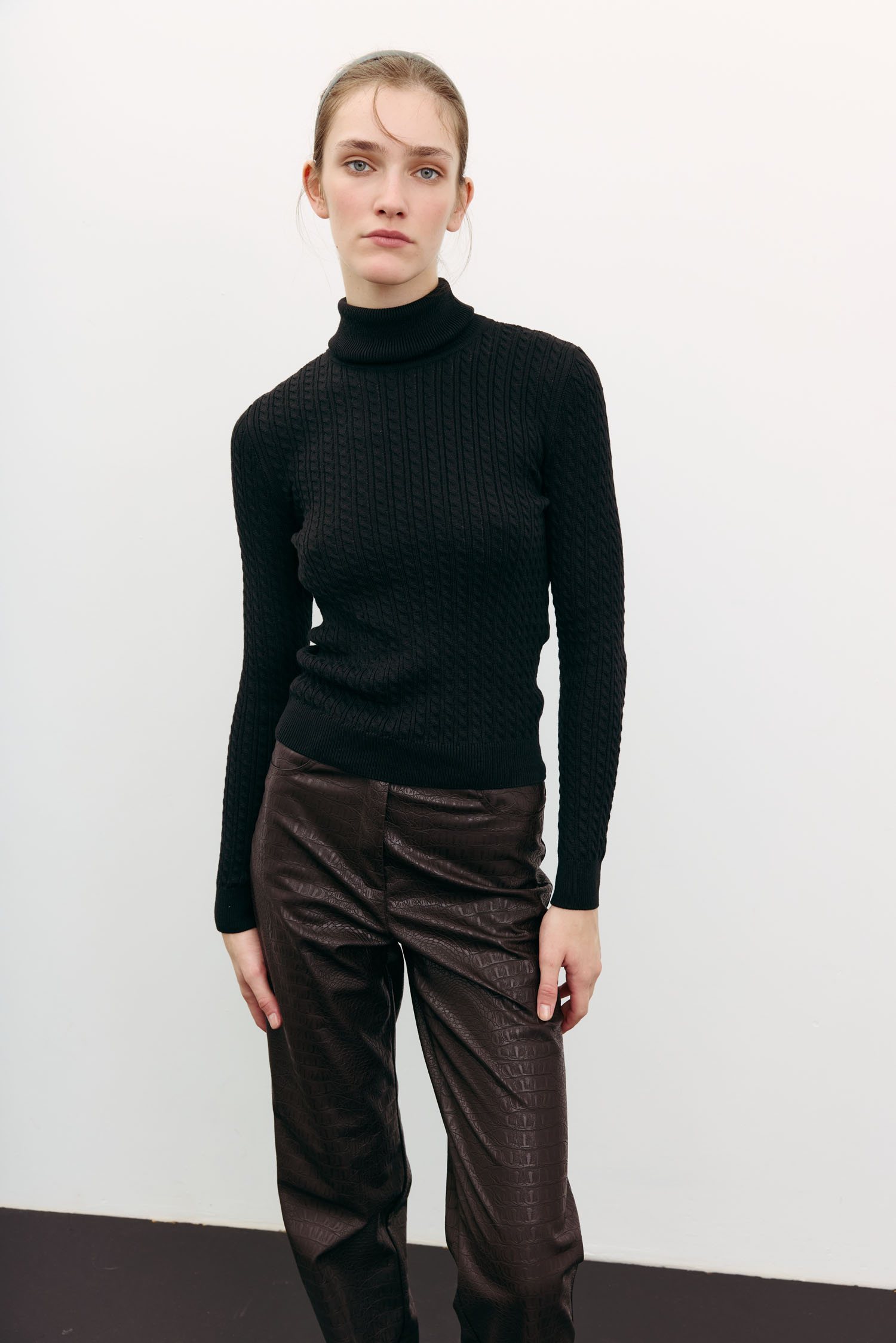 00003508-2 Водолазка з фактурним візерунком чорна THE LACE (TLA_00003508) - фото 2