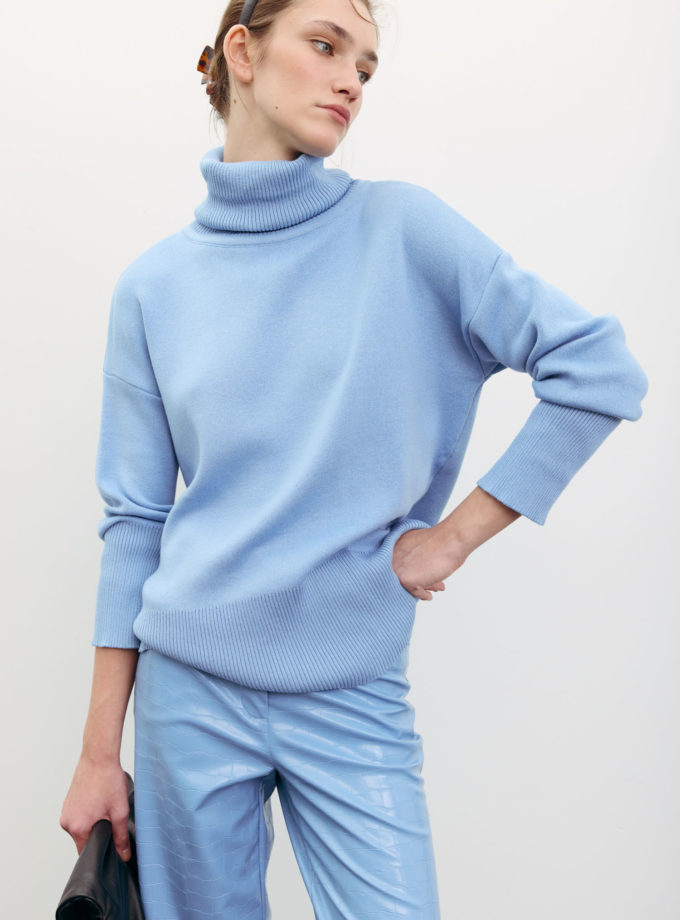 Трикотажний светр з об'ємною горловиною блакитний THE LACE (TLA_00003547)