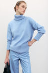 Трикотажний светр з об'ємною горловиною блакитний THE LACE (TLA_00003547)
