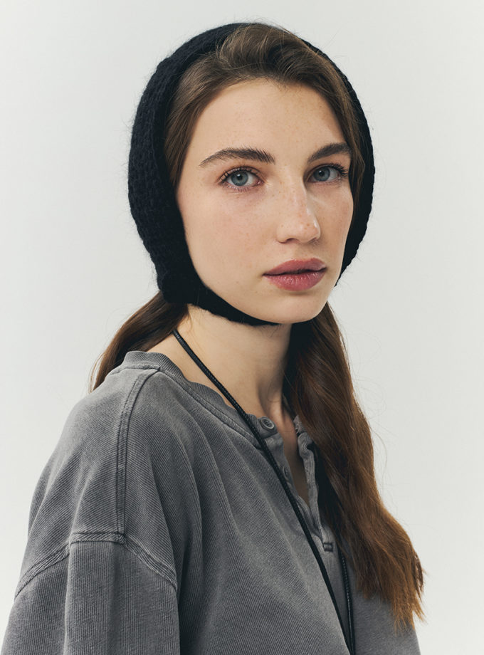 Чепчик з пуху норки чорний IN.WOVEN (INWVN_CHP_MNK_11_bl_w)