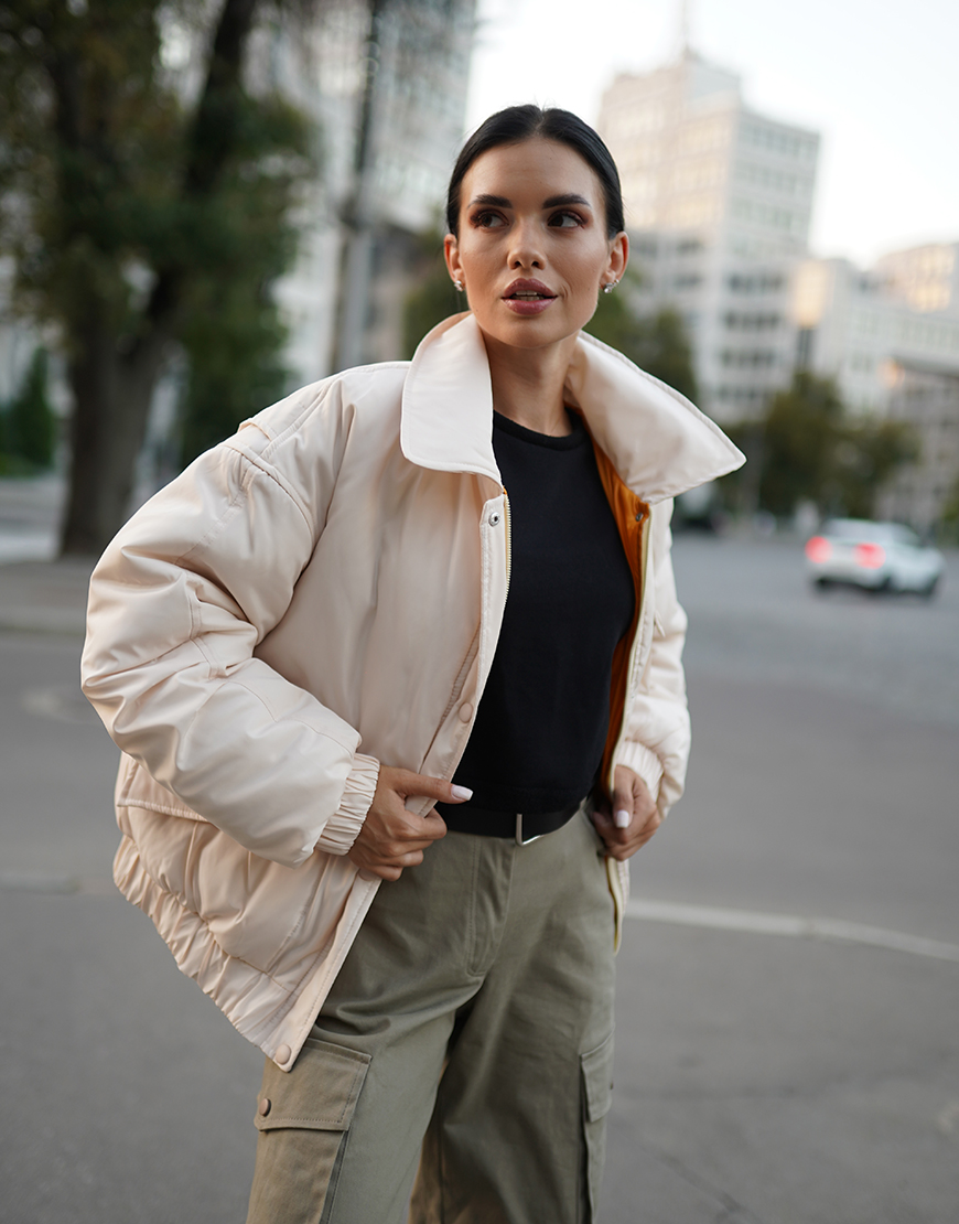 DSC00235 Плащовий демісезонний бомбер ванільний GET DRESSED. (GD_WGD_WS25_12-1) - фото 2