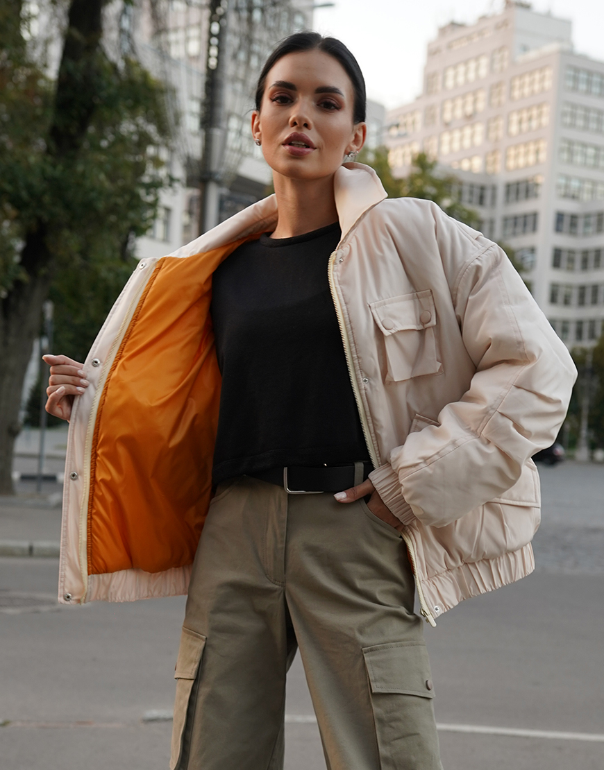 DSC00247 Плащовий демісезонний бомбер ванільний GET DRESSED. (GD_WGD_WS25_12-1) - фото 4