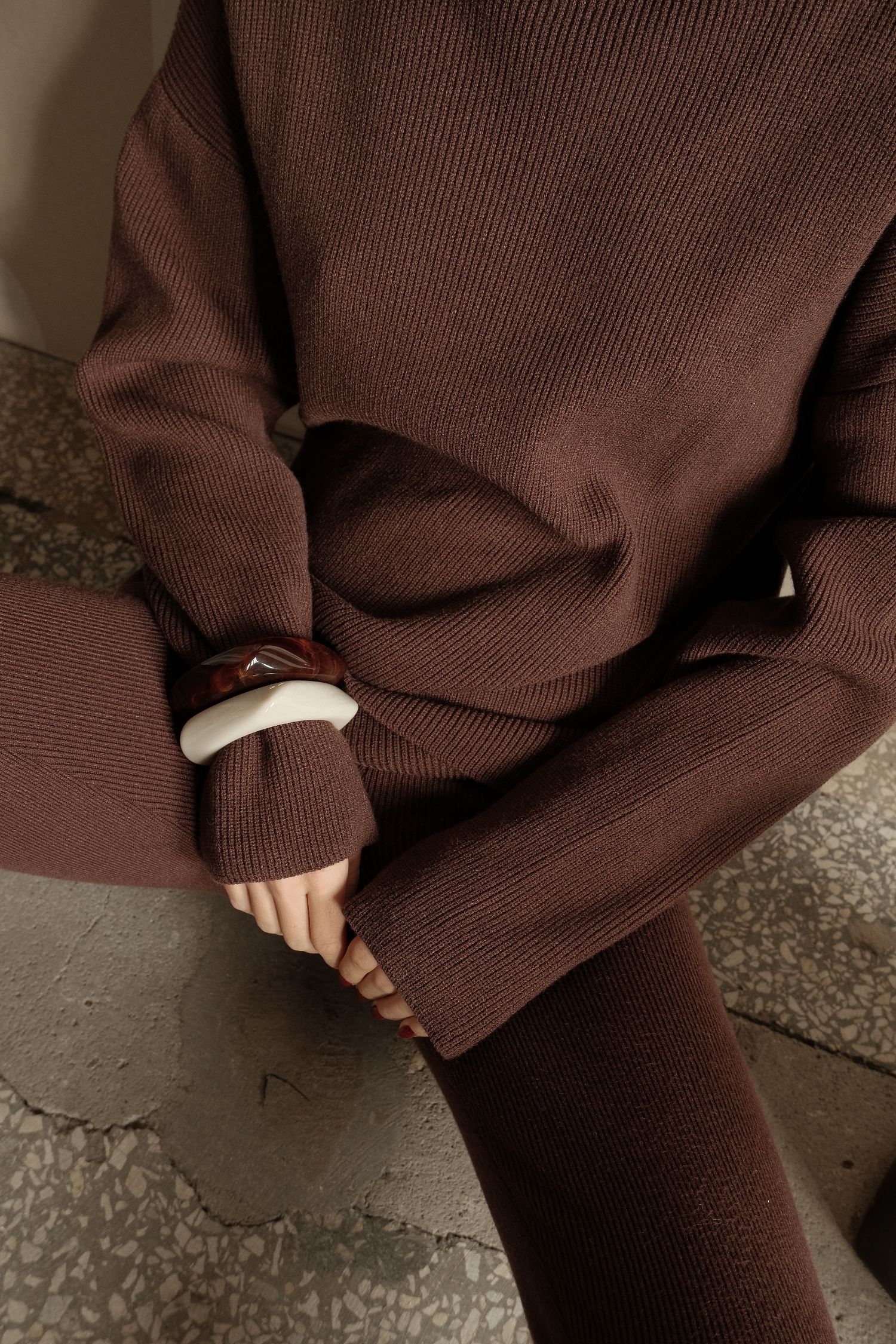 00003612-11 Светр трикотажний прямого крою з горловиною шоколадний THE LACE (TLA_00003612) - фото 11