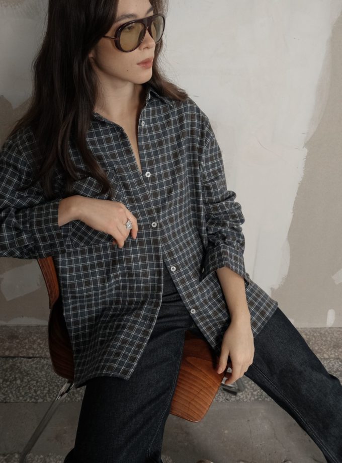 Сорочка з накладною кишенею в синю клітинку шоколадна THE LACE (TLA_00003634)