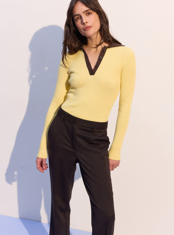 Джемпер поло на ґудзиках з шоколадною вставкою лимонний THE LACE (TLA_00003711)