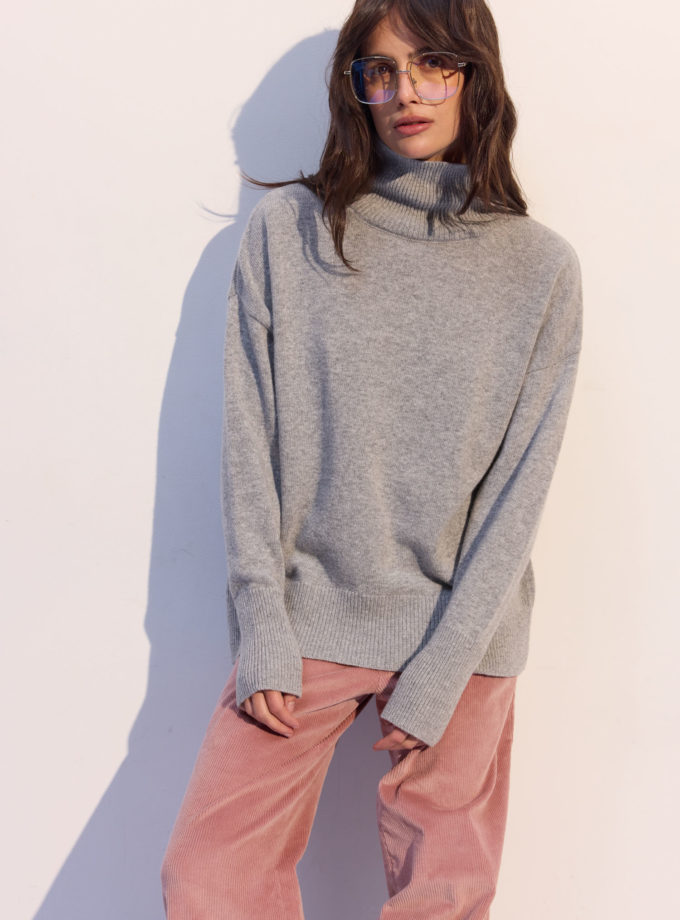 Светр із вовни ягня з горловиною сірий THE LACE (TLA_00003720)