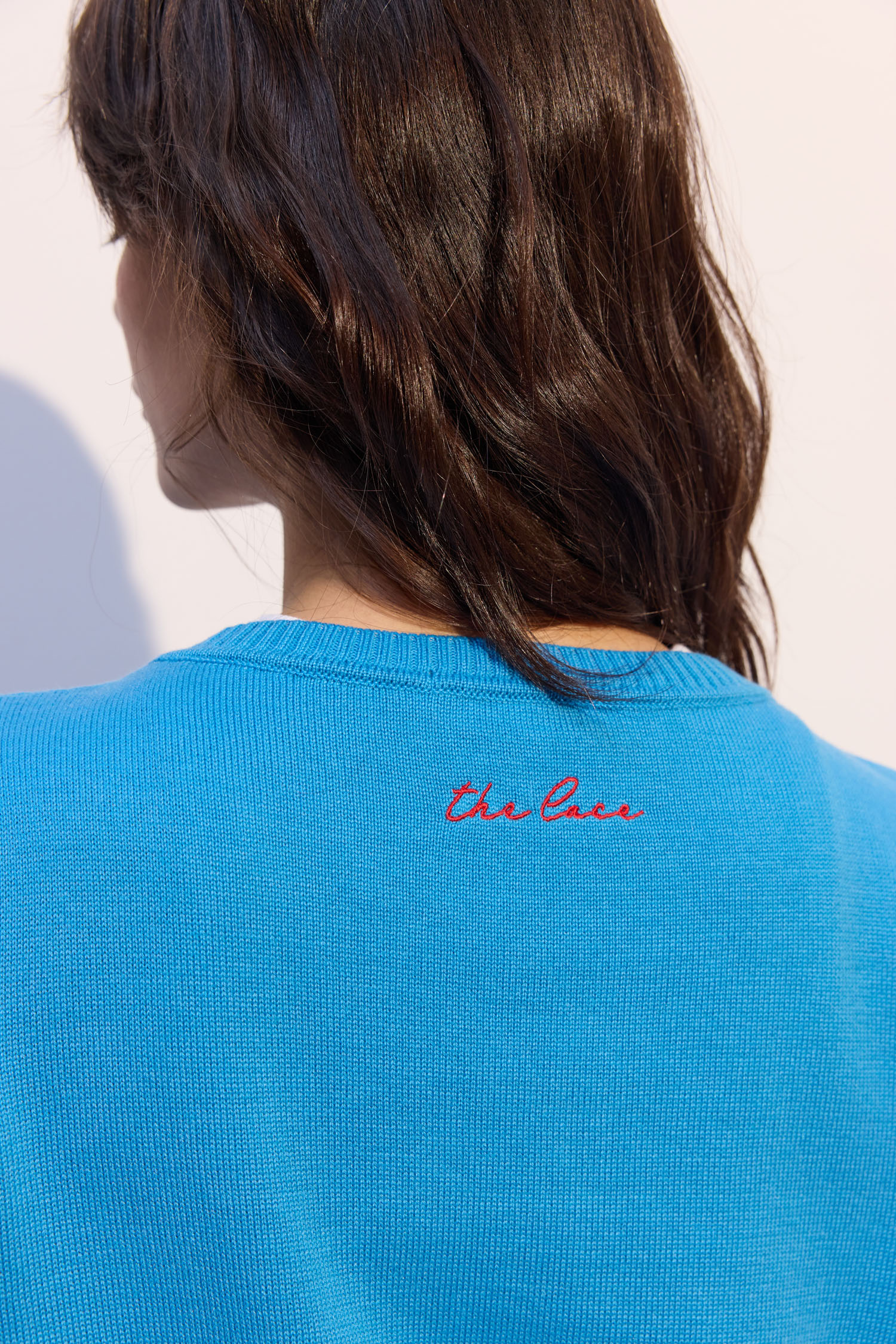 00003735-6 Трикотажний кардиган з круглим вирізом та вишивкою яскраво-блакитний THE LACE (TLA_00003735) - фото 6