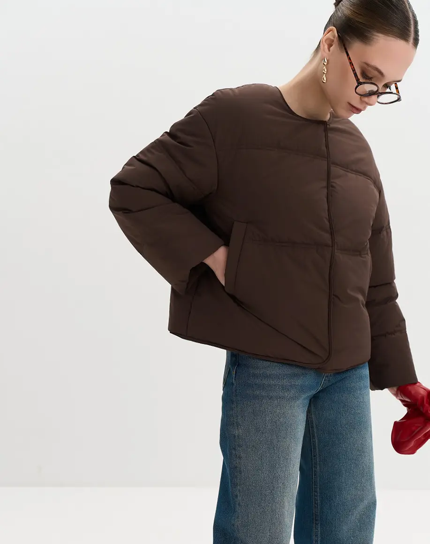 kurtka-stobana-bez-komira-ow-35 (4) Куртка стьобана без коміра OW 35 коричнева TWICE (TWC_3371-105614-kurtka_br) - фото 2