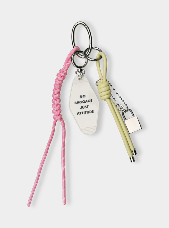 Брелок bitchin' & no baggage just attitude BITCHIN' (BTCH_007-1)