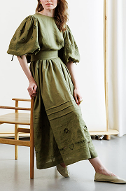 Вишиті сукні