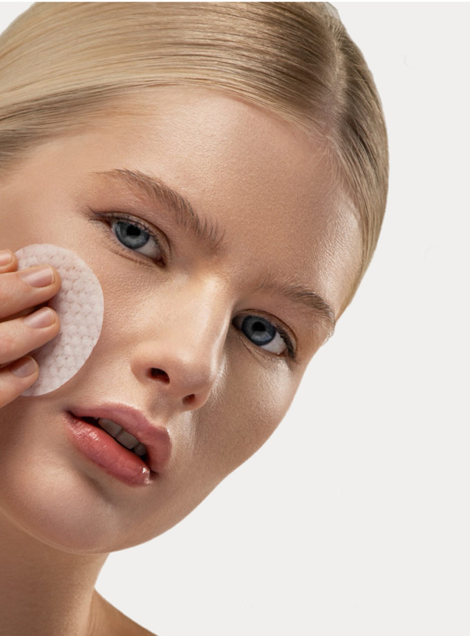 Мультикислотні пілінг-педи для обличчя AHA/BHA Exfoliating Pads LOVE&LOSS (LL_ABE60P)